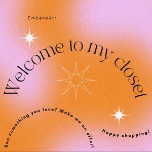 Welcome to my closet!🧡💕✨💖